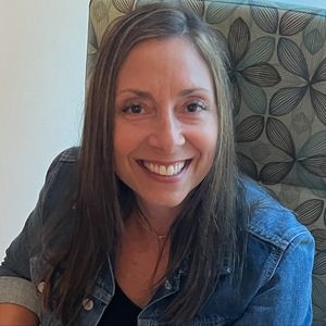 New and gently used clothing, luxury brand purses, and small leather goods.